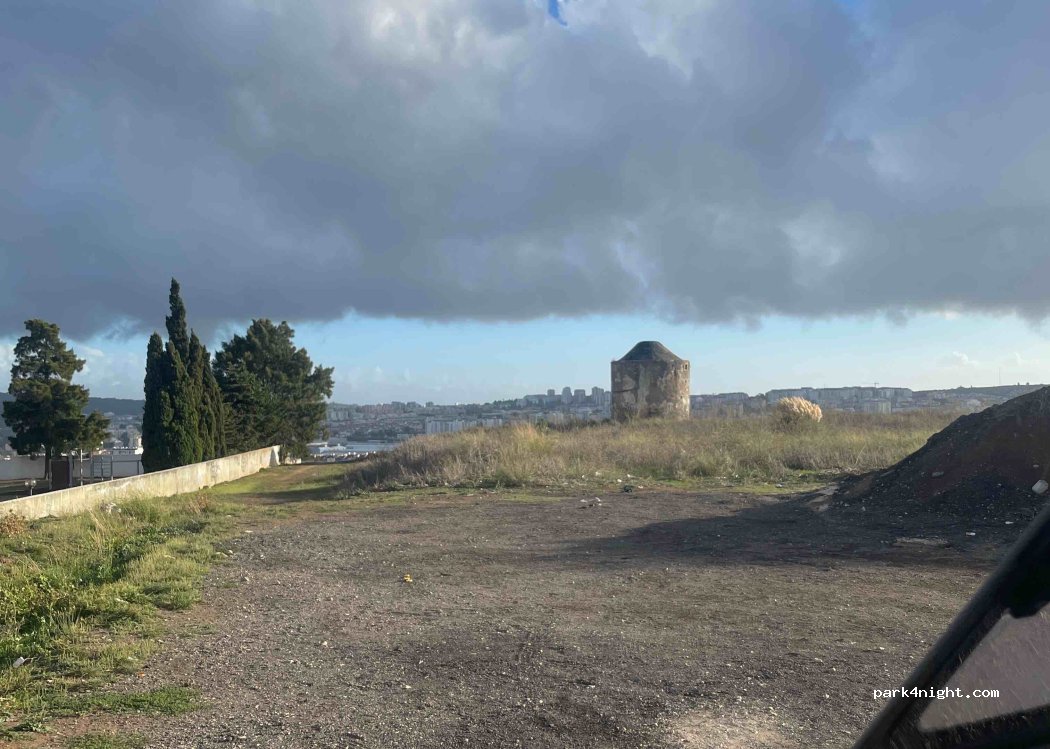 (2700-020) Amadora - 3E Rua Seara de Trigo — foto 2