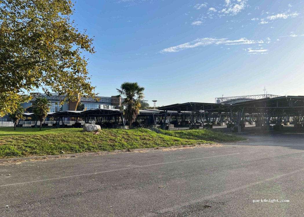 (64000) Pau - 458 Boulevard du Cami Salié — foto 2