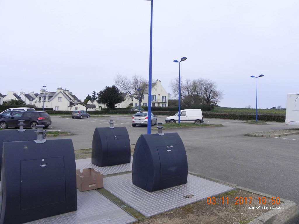 (29630) Plougasnou - 5 Rue des Martyrs — foto 2