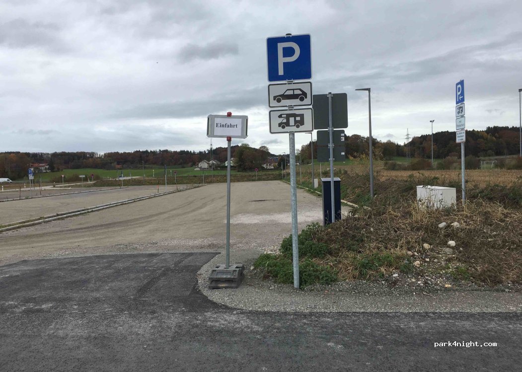 Wohnmobilstellplatz Grafing bei München — foto