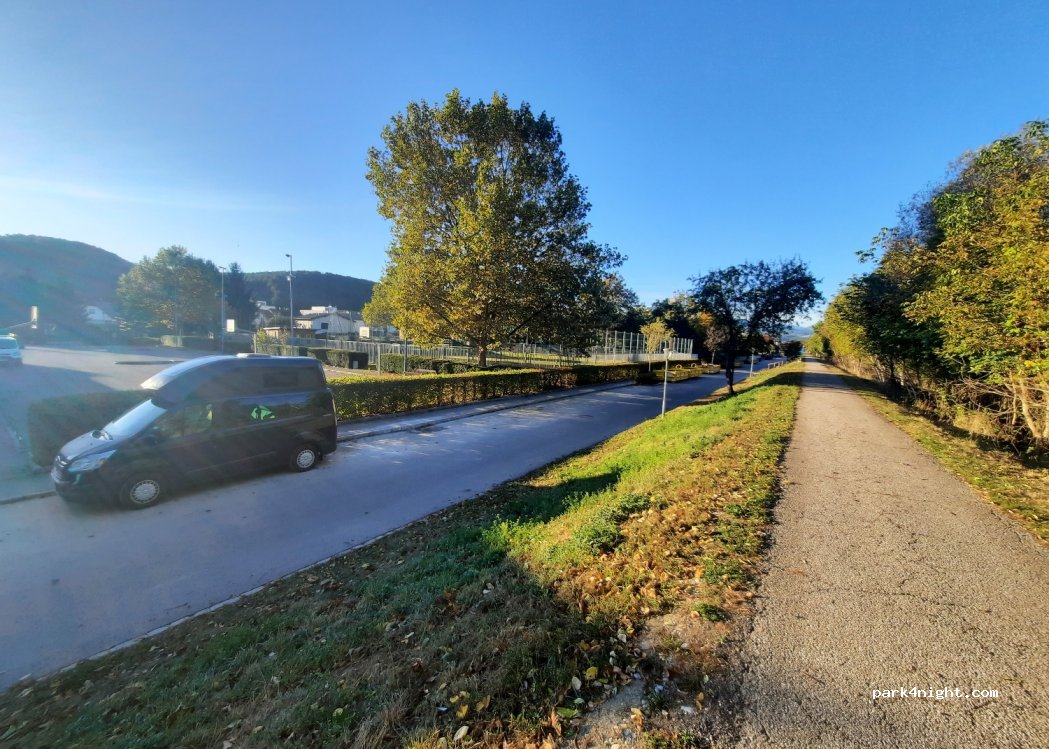 (2632) Wimpassing im Schwarzatale - 26 Dammstraße — foto