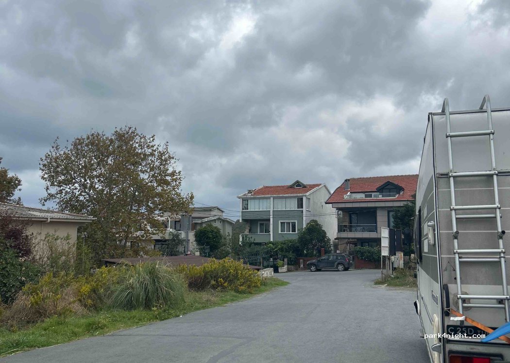 (34450) Uskumruköy - 26 Tatlısu Caddesi — foto