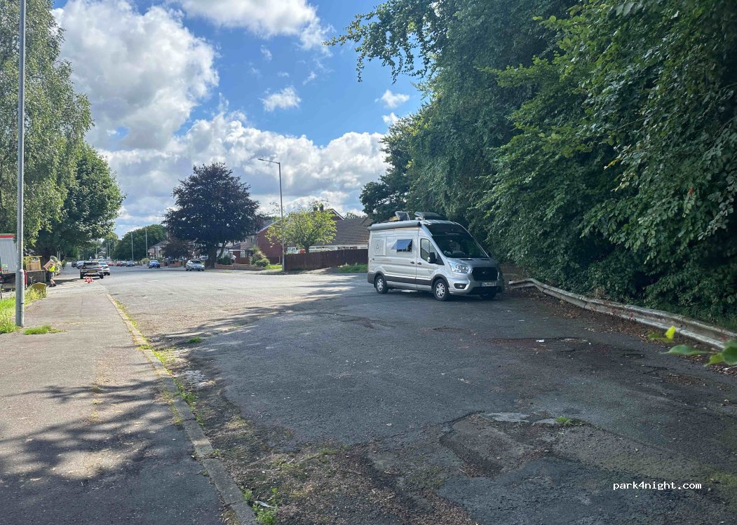 (BL3 4SQ) Bolton - 521 Bolton Road — foto 3