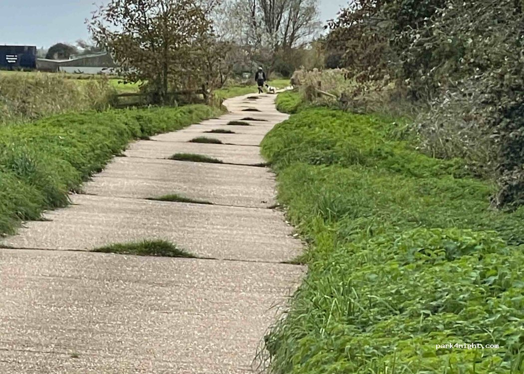 (NR29 5NY) Ludham Bridge - — foto 3