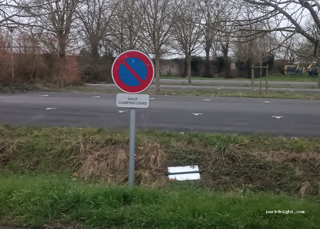 (17300) Rochefort - 7 Avenue Maurice Chupin — foto 2