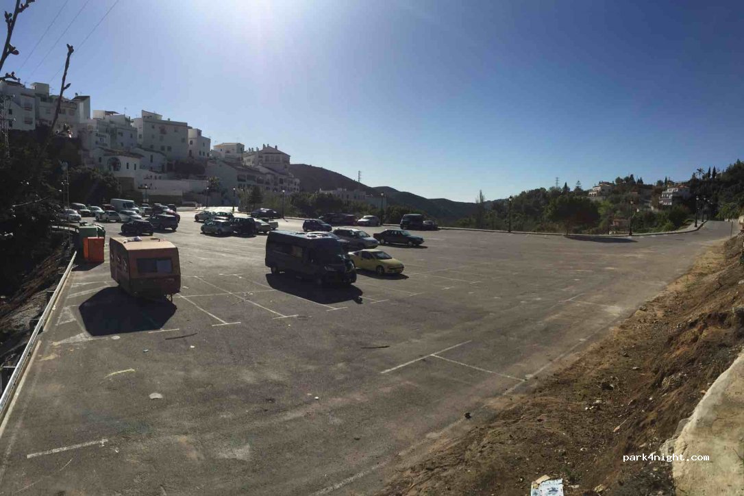 (29610) Ojén - Paseo del Acebuchal — foto