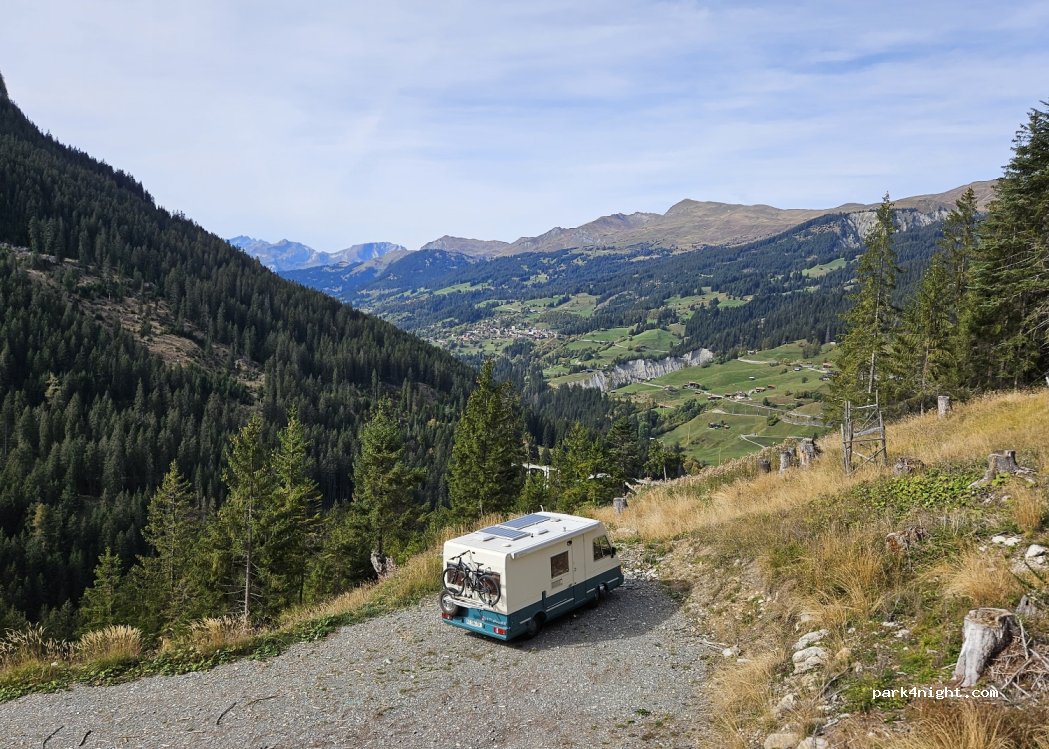 (7057) Langwies - — foto