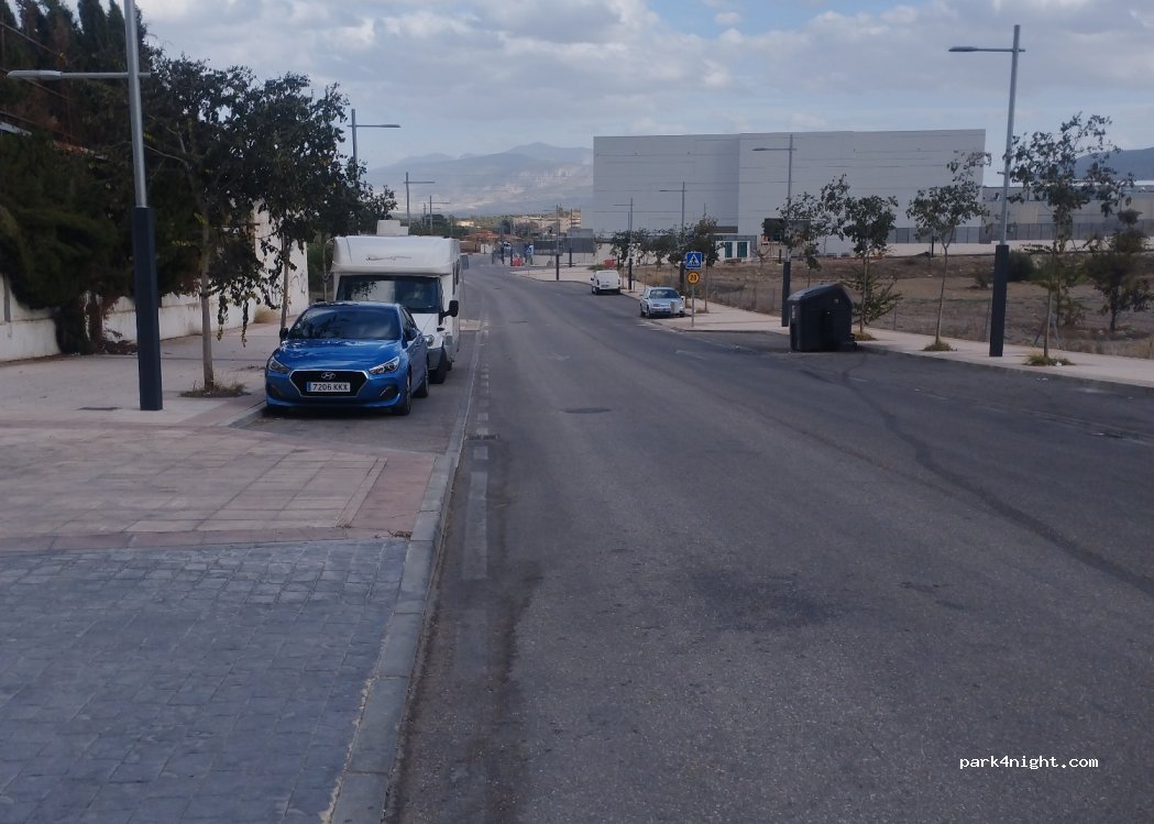 (23009) Jaén - 20 Carretera Bailen — foto