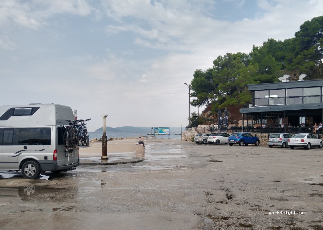 (21000) Split - 3 Ulica Uvala Zenta — foto 2