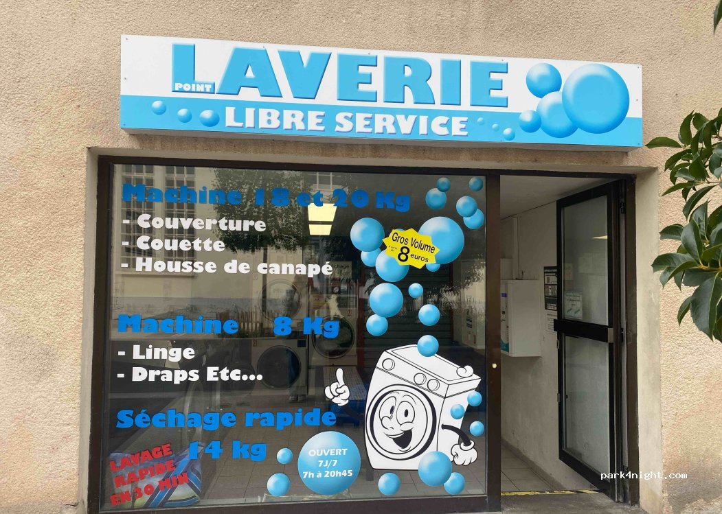 (70000) Vesoul - 6 Place Pierre Renet — foto