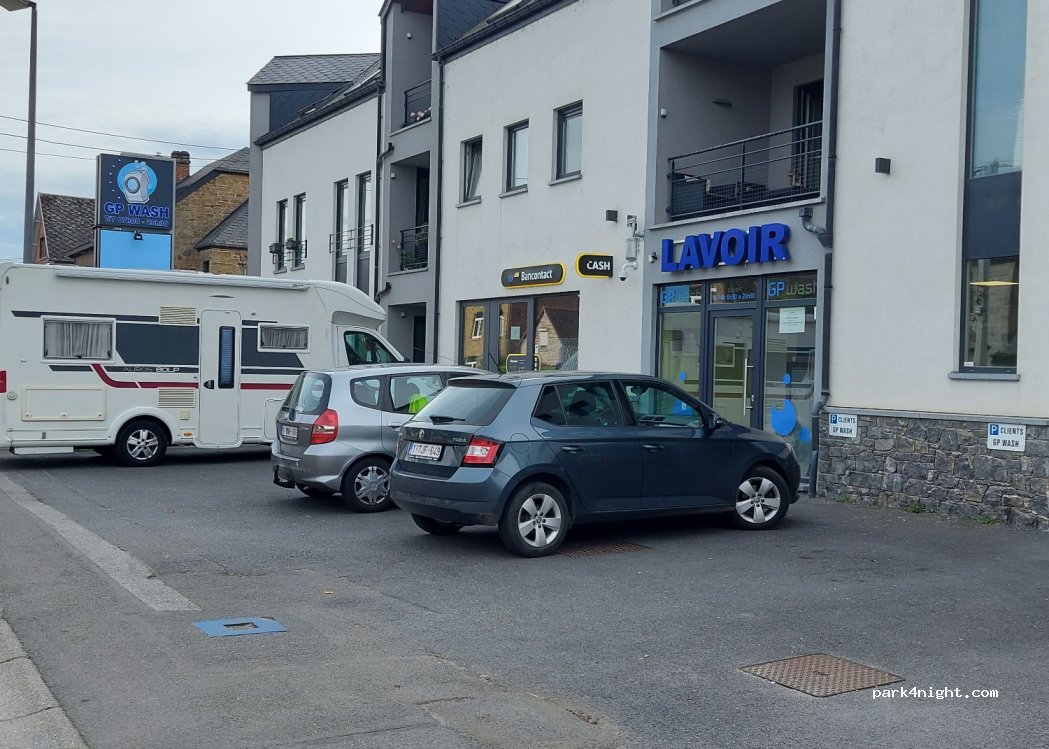 (5537) Anhée - 18 Chaussée de Dinant — foto
