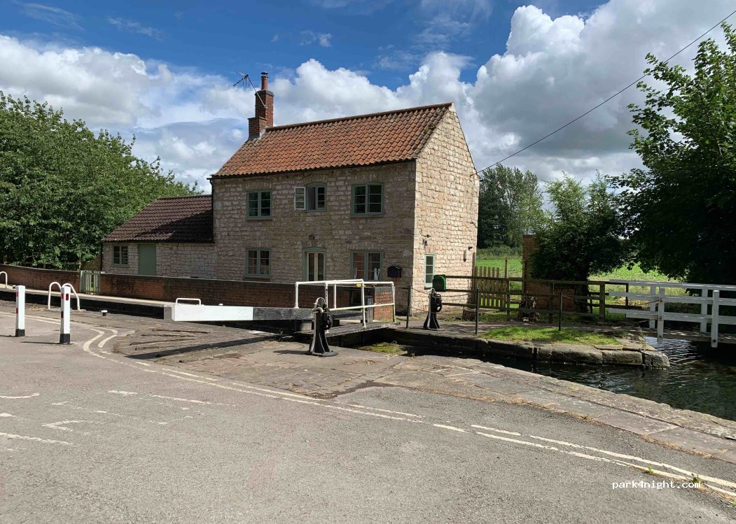 (DN22 8JG) Retford - — foto 2