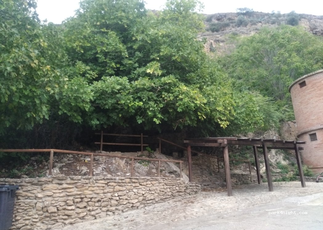 (18295) Fuentes de Cesna - Unnamed Road — foto 2