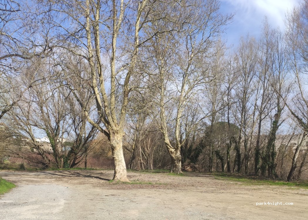 (81290) Labruguière - 2 Cours du Château de Cardaillac — foto