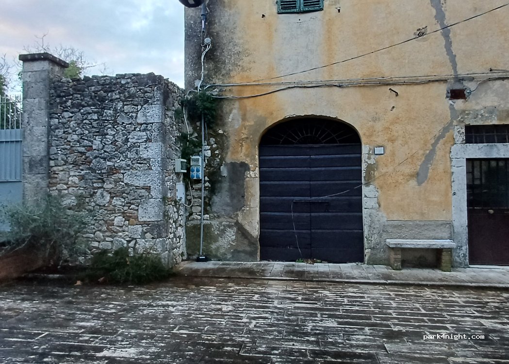 (58014) Saturnia - 12a Piazza Vittorio Veneto — foto 2