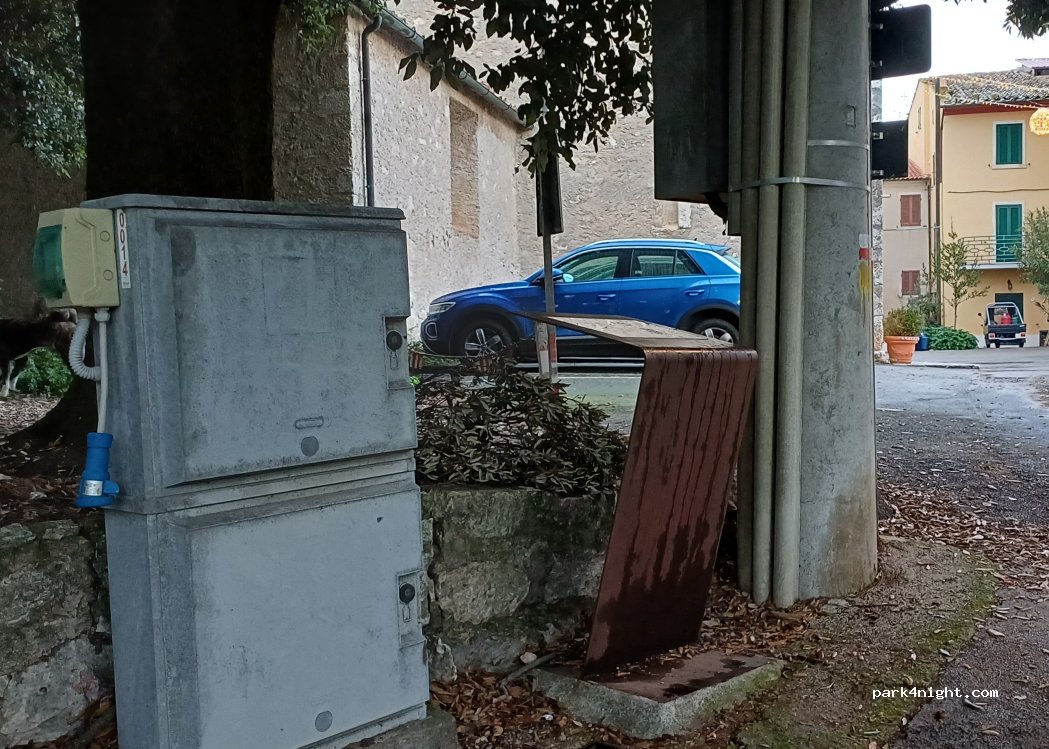 (58014) Saturnia - 12a Piazza Vittorio Veneto — foto 5