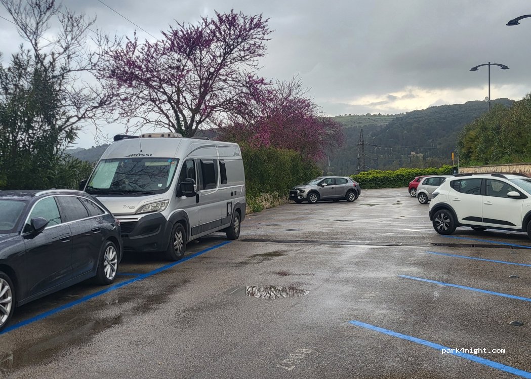 (97100) Ragusa - 20 Via Giardino — foto