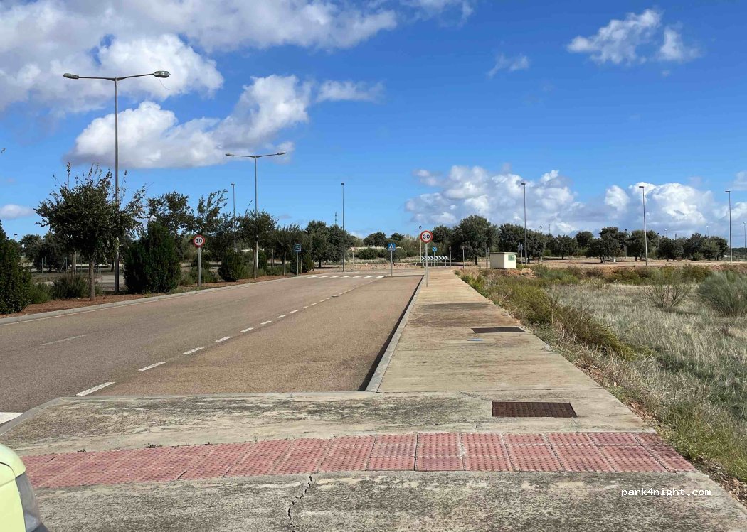 (06210) Torremejía - — foto 2