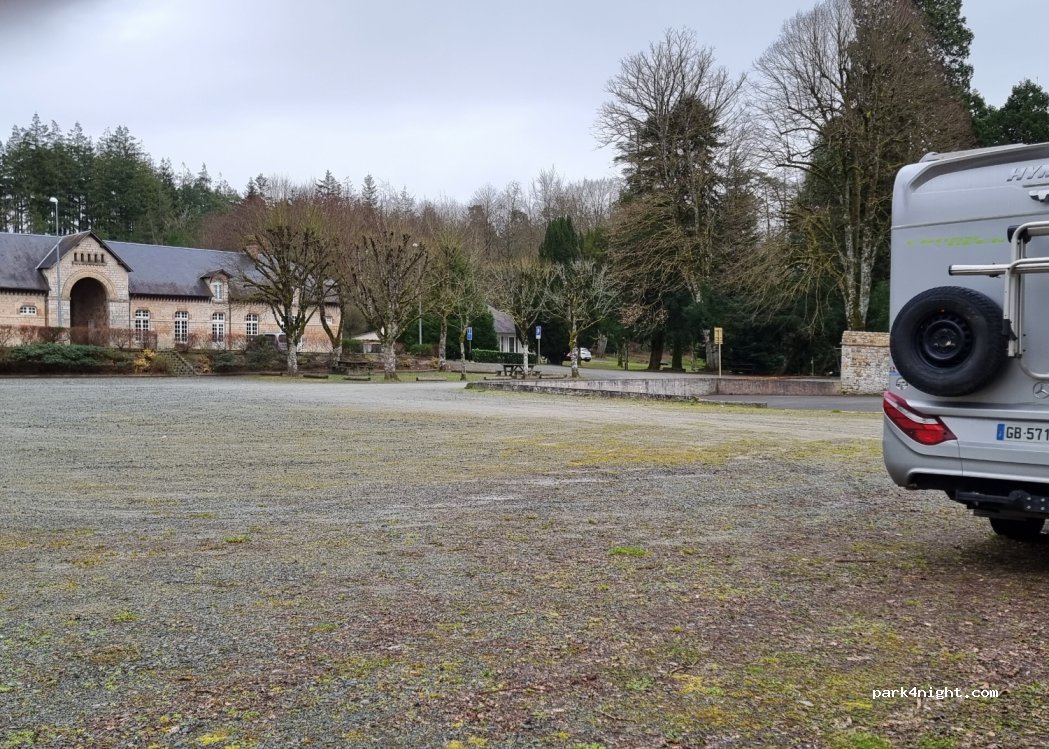 (61140) Bagnoles de l'Orne Normandie - 128 Allée Aloïs Monnet — foto 3