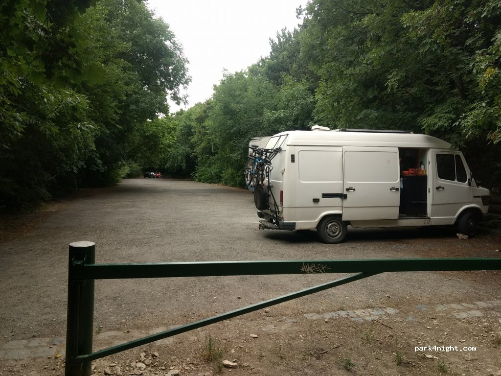 (1122) Budapest - 4A-6A Kissvábhegyi út — foto 2