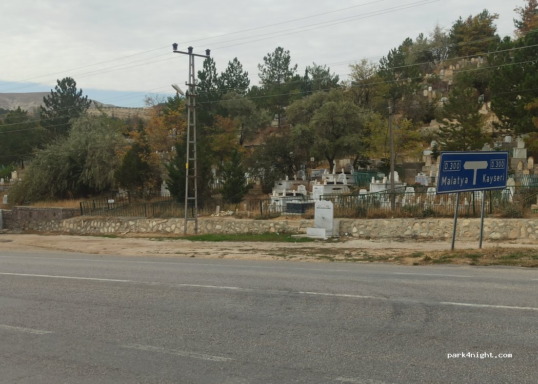 (58800) Yeni - Seyfi Saltoğlu Park İç Yolu — foto 2