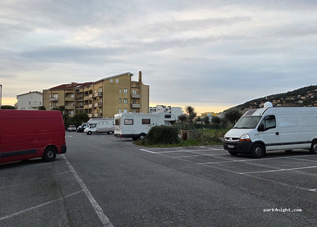 (17051) Marina di Andora - 5 Via Sant'Angela — foto