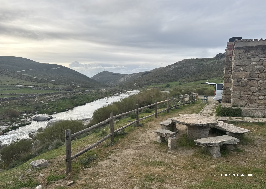 (05634) Hoyos del Collado - — foto 3