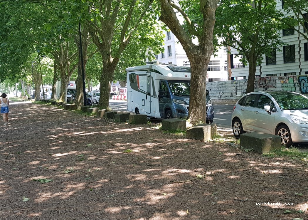 (33100) Bordeaux - 87 Quai des Queyries — foto 3