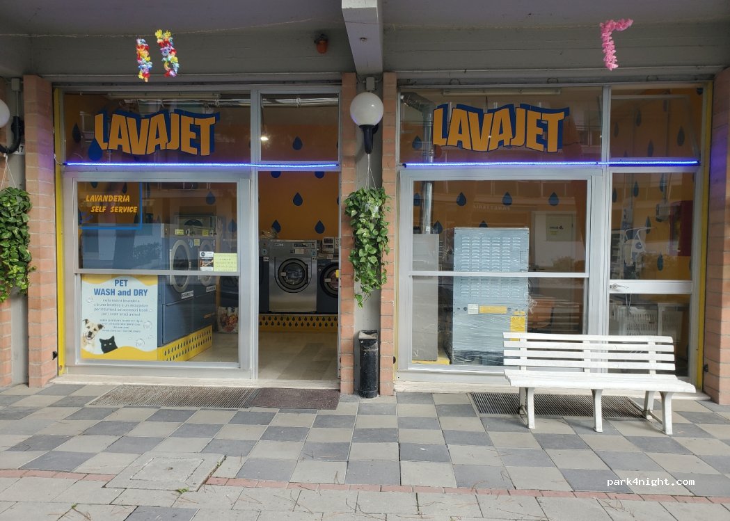 (44029) Lido degli Estensi - 68 Viale dei Lecci — foto