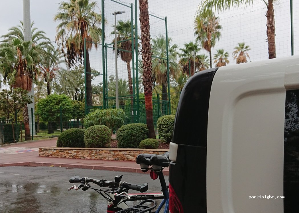 (06400) Cannes - 31 Avenue de Lérins — foto