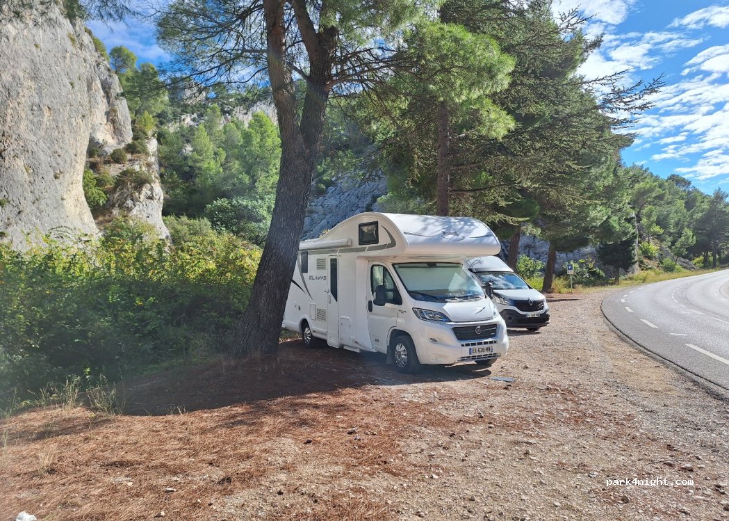(13210) Saint-Rémy-de-Provence - D5 — foto 3