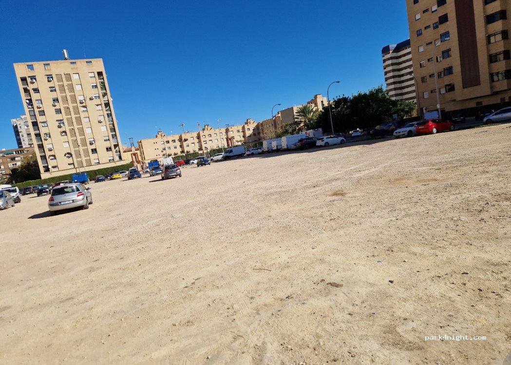 (03007) Alicante (Alacant) - 5 Calle Hermanos Machado — foto 2