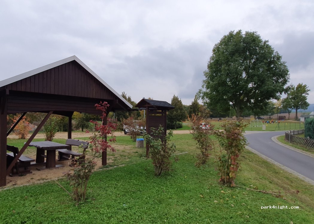 (02763) Bertsdorf-Hörnitz - 7 Heinestraße — foto 2