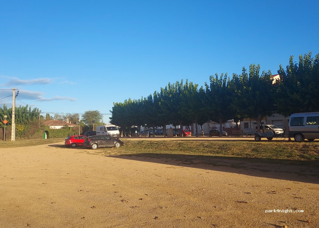 (17240) Llagostera - 6178 Avinguda de l'Esport — foto 4