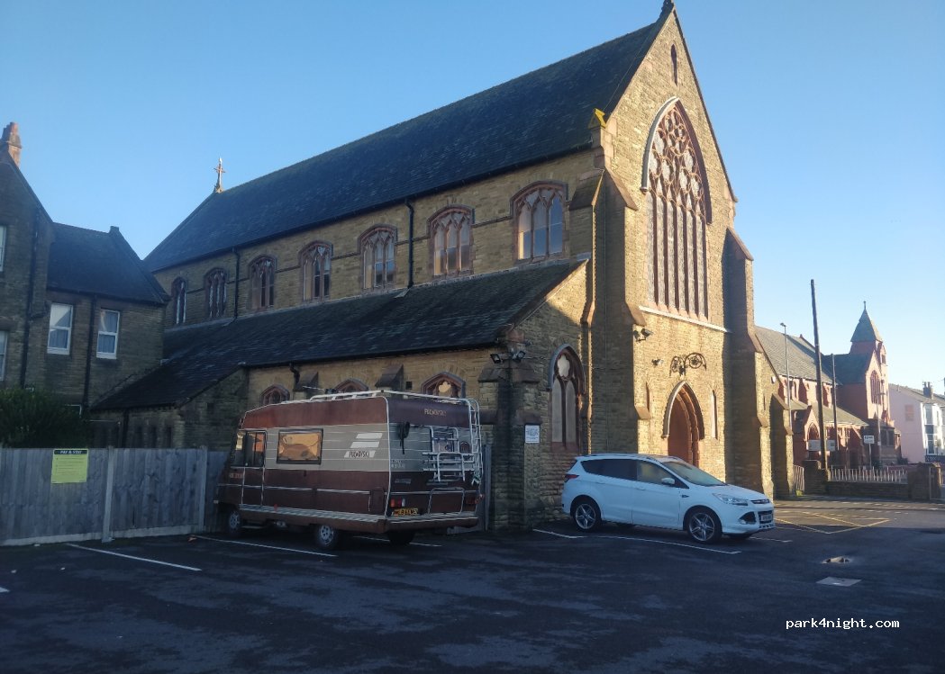 (FY1 6BS) Blackpool - 53 Crystal Road — foto