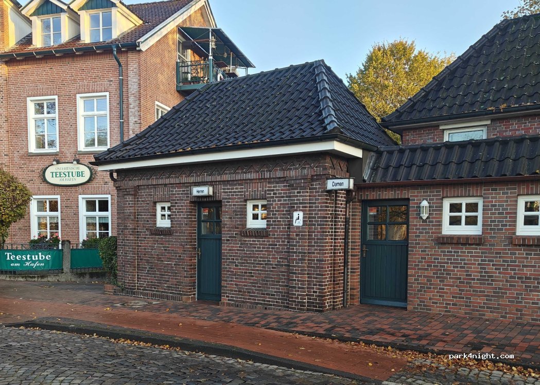 (26789) Leer (Ostfriesland) - 2 Rathausstraße — foto