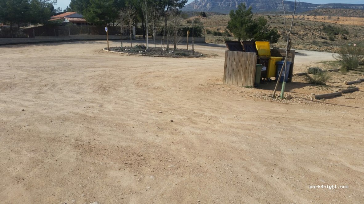 (02640) Almansa - 9999 Calle Diseminado — foto