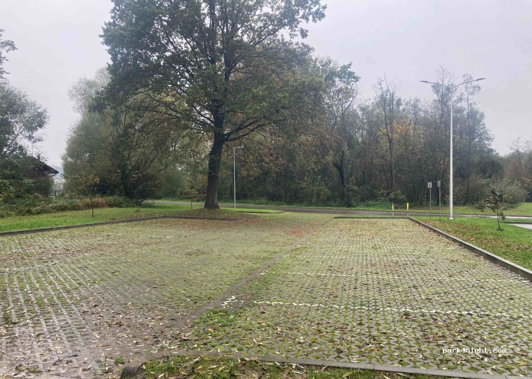 (32-410) Dobczyce - 11 Turystyczna — foto 2
