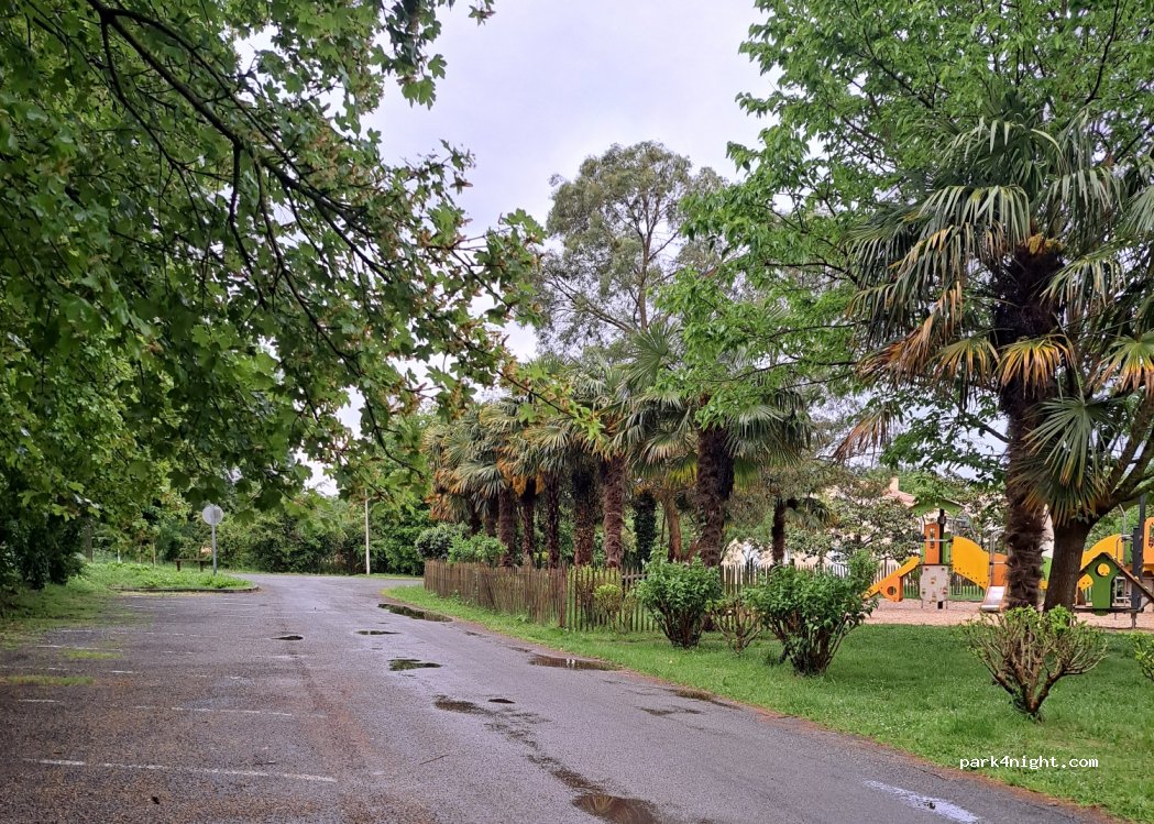 (17300) Vergeroux - 1 Place Verte — foto 4