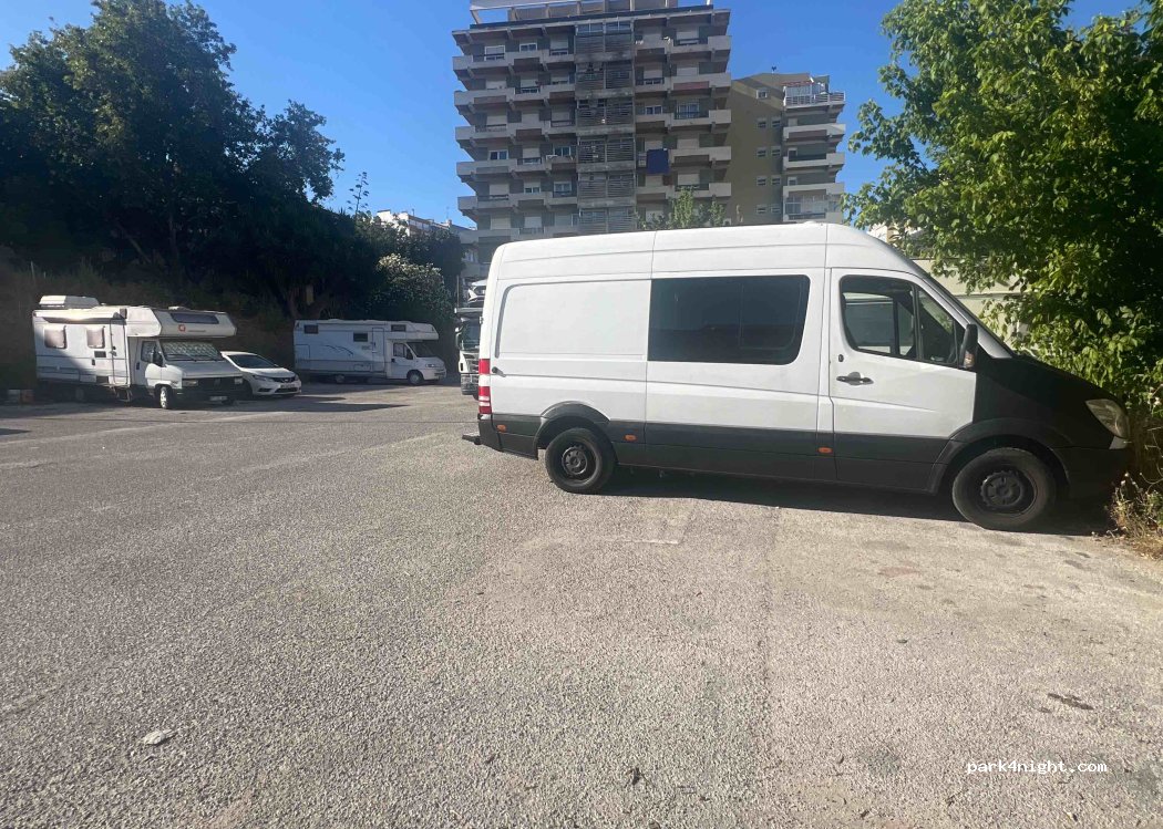 (2805) Almada - 14 Rua Moçambique — foto