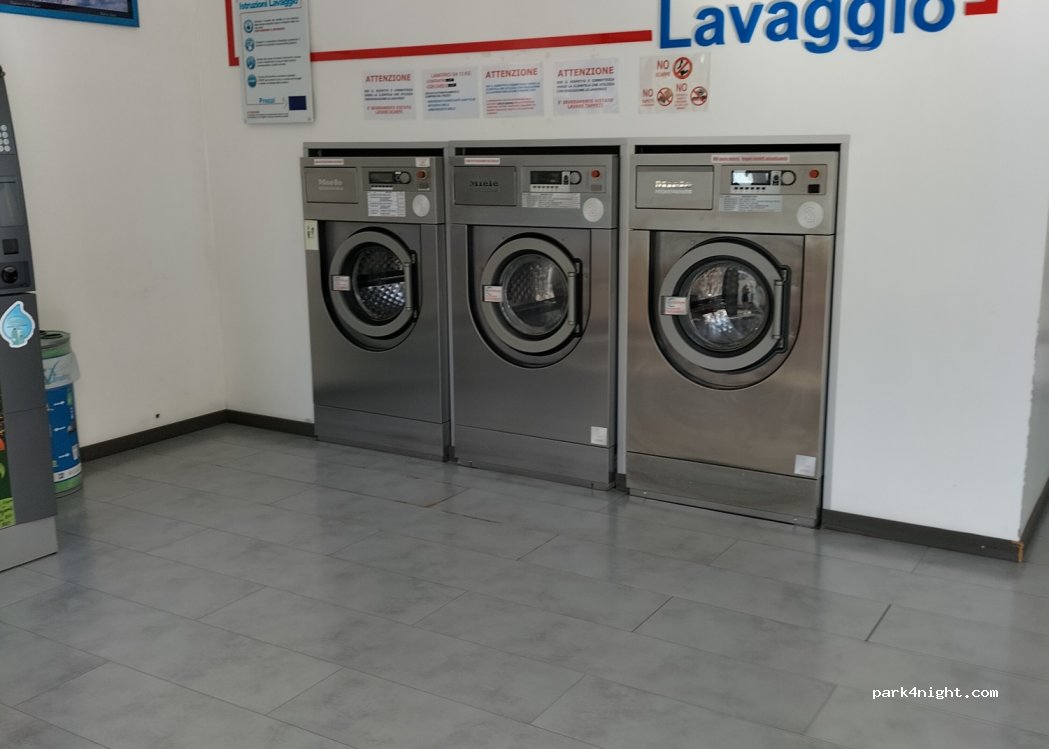 (09170) Oristano - 12 Via Ernesto Campanelli — foto 2