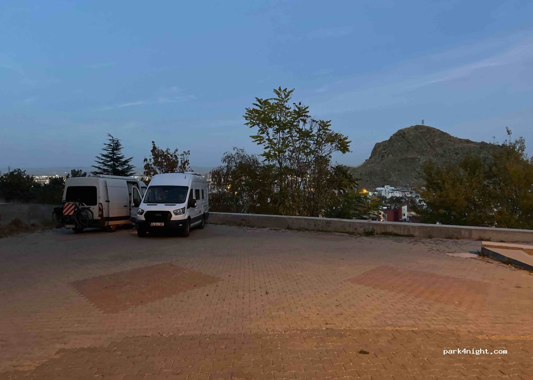 (03100) Yarenler - 51 Olucak Esentepe Dağ Sokak — foto