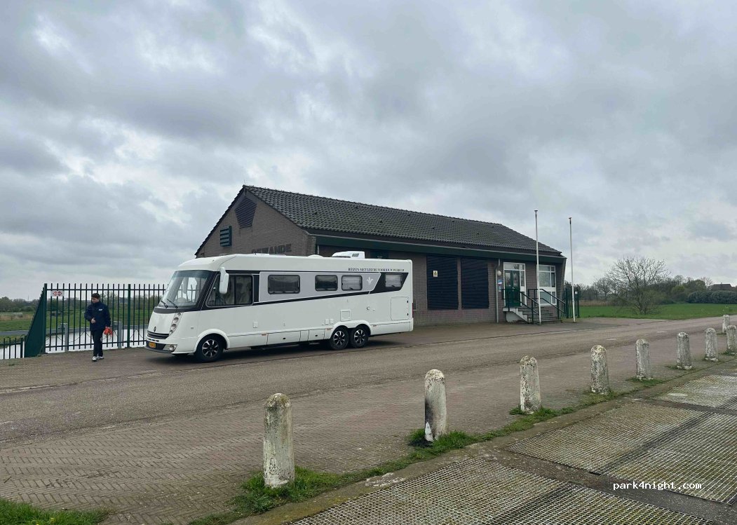 (5398 KH) Maren-Kessel - 8A Krommenhoek — foto 3