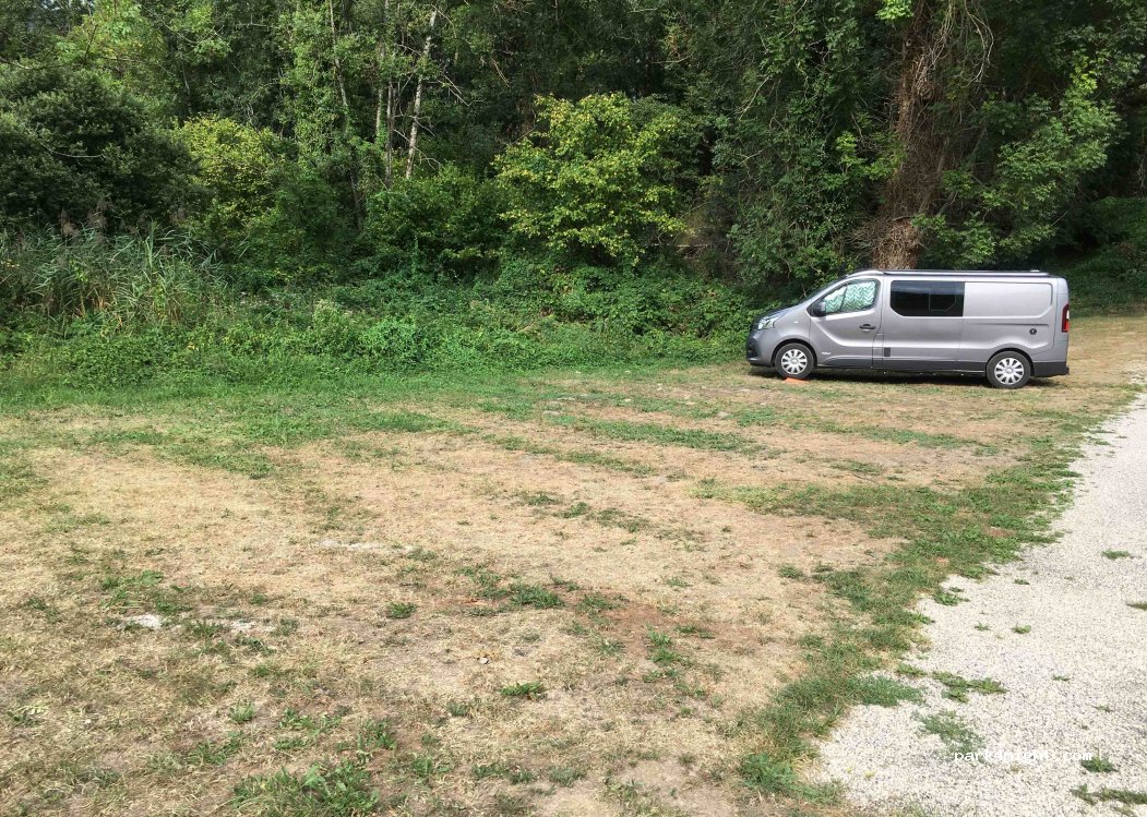 (73310) Chindrieux - 494-592 Route de Châtillon — foto