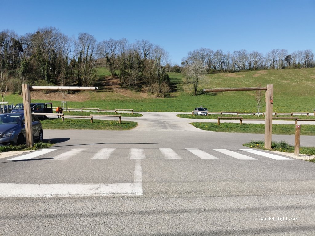 (73310) Chindrieux - 494-592 Route de Châtillon — foto 2