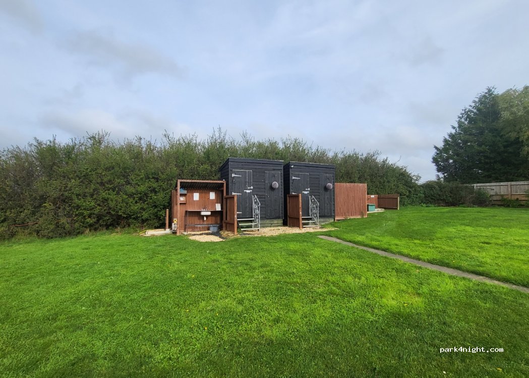 Brightside Caravan Park — foto