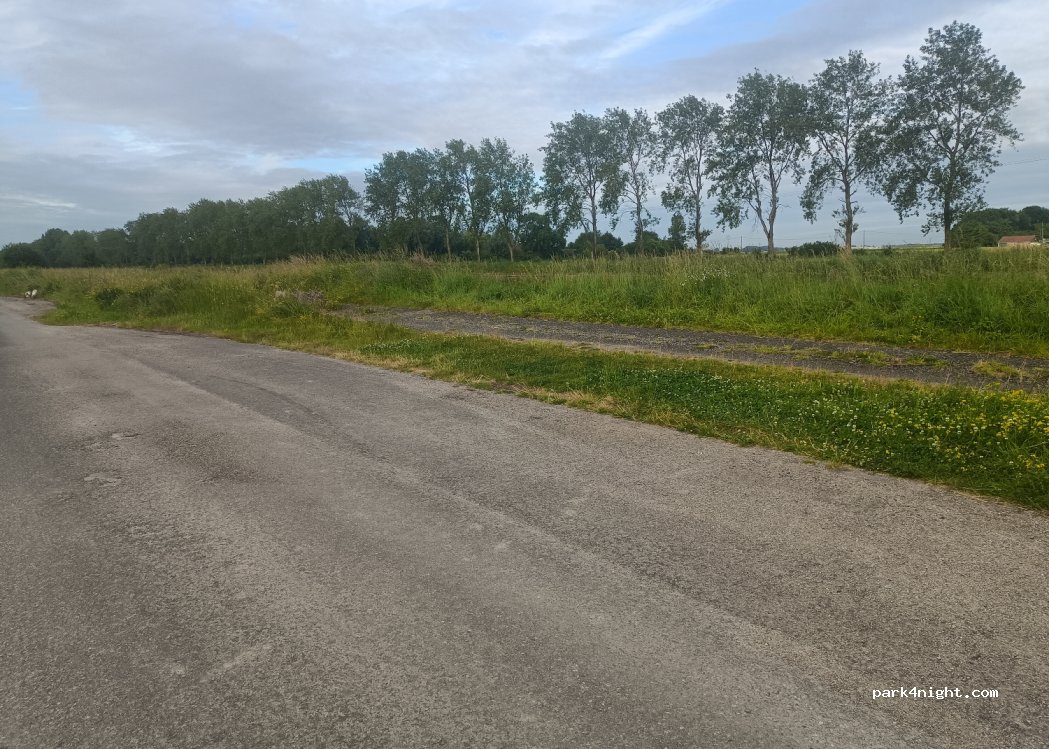 (59630) Looberghe - Rue de Coppenaxfort — foto 2