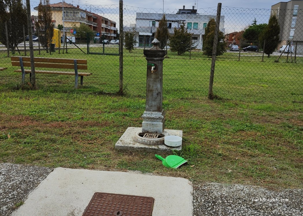 (44022) Comacchio - 1 Via Guarone — foto
