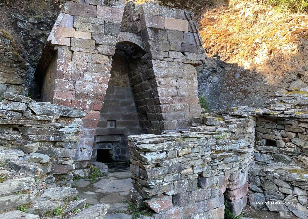 (08020) Orune - Strada di Sa Costa ‘e Sa Binza — foto 2