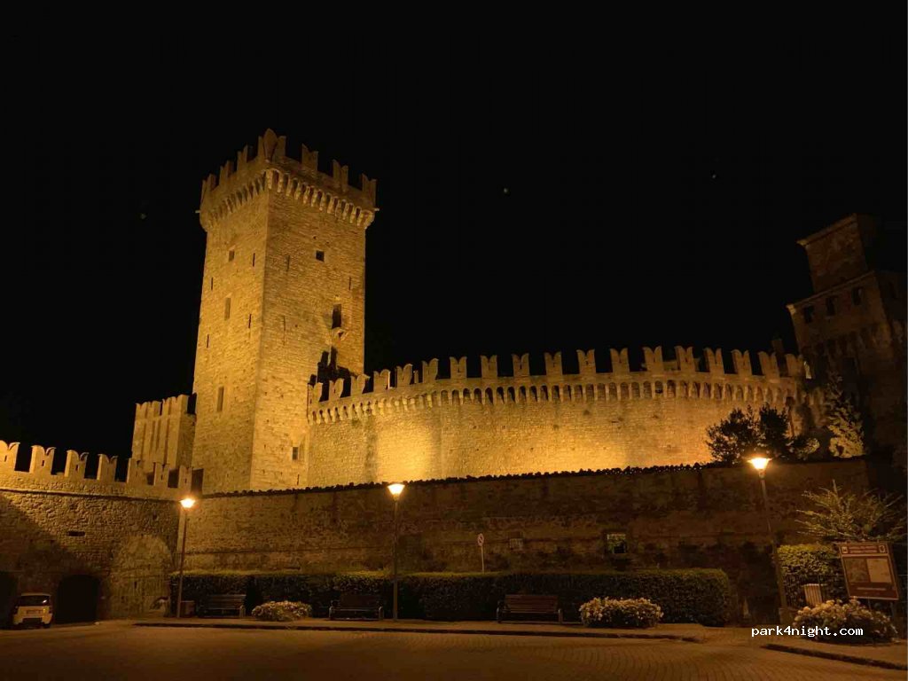 (29010) Vernasca - 5 Frazione Vigoleno — foto